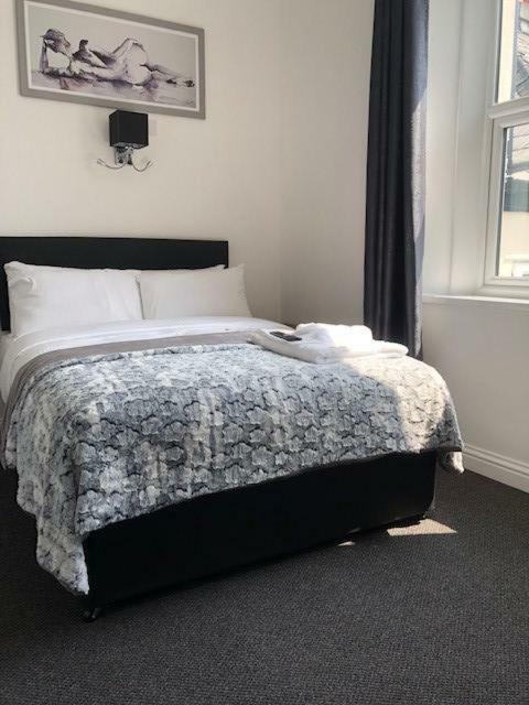 Ocean Holiday Apartments Plymouth Ngoại thất bức ảnh
