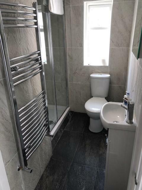 Ocean Holiday Apartments Plymouth Ngoại thất bức ảnh